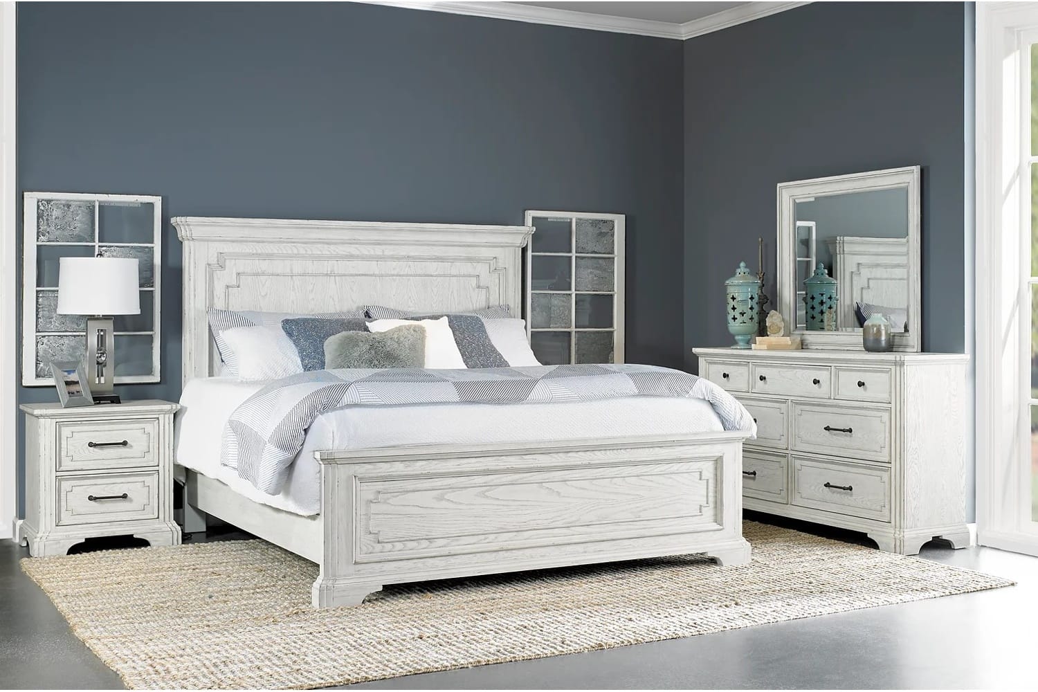 Lafayette White Queen 5 Piece Bedroom Set - Georgia Furniture Mart