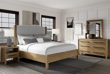 Davie Oak King Upholstered 4 Piece Bedroom Set